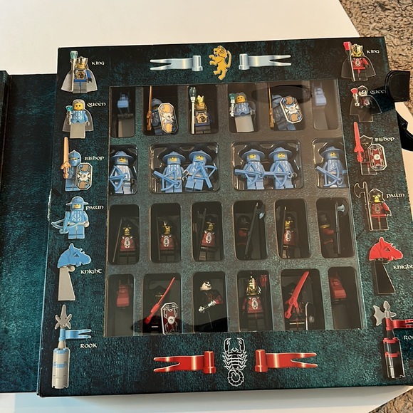 Lego Knights Kingdom Chess Set very rare retired set - Picture 13 of 16